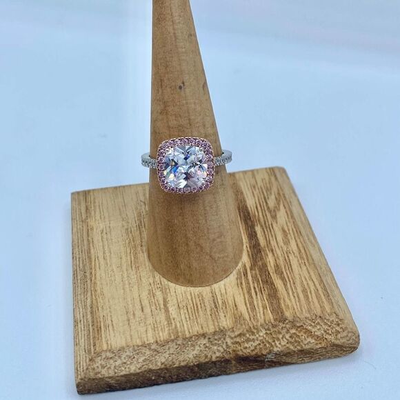 Two Tone Rose Gold Cushion Cut Sterling Silver Ring Size 7 - Picture 3 of 9